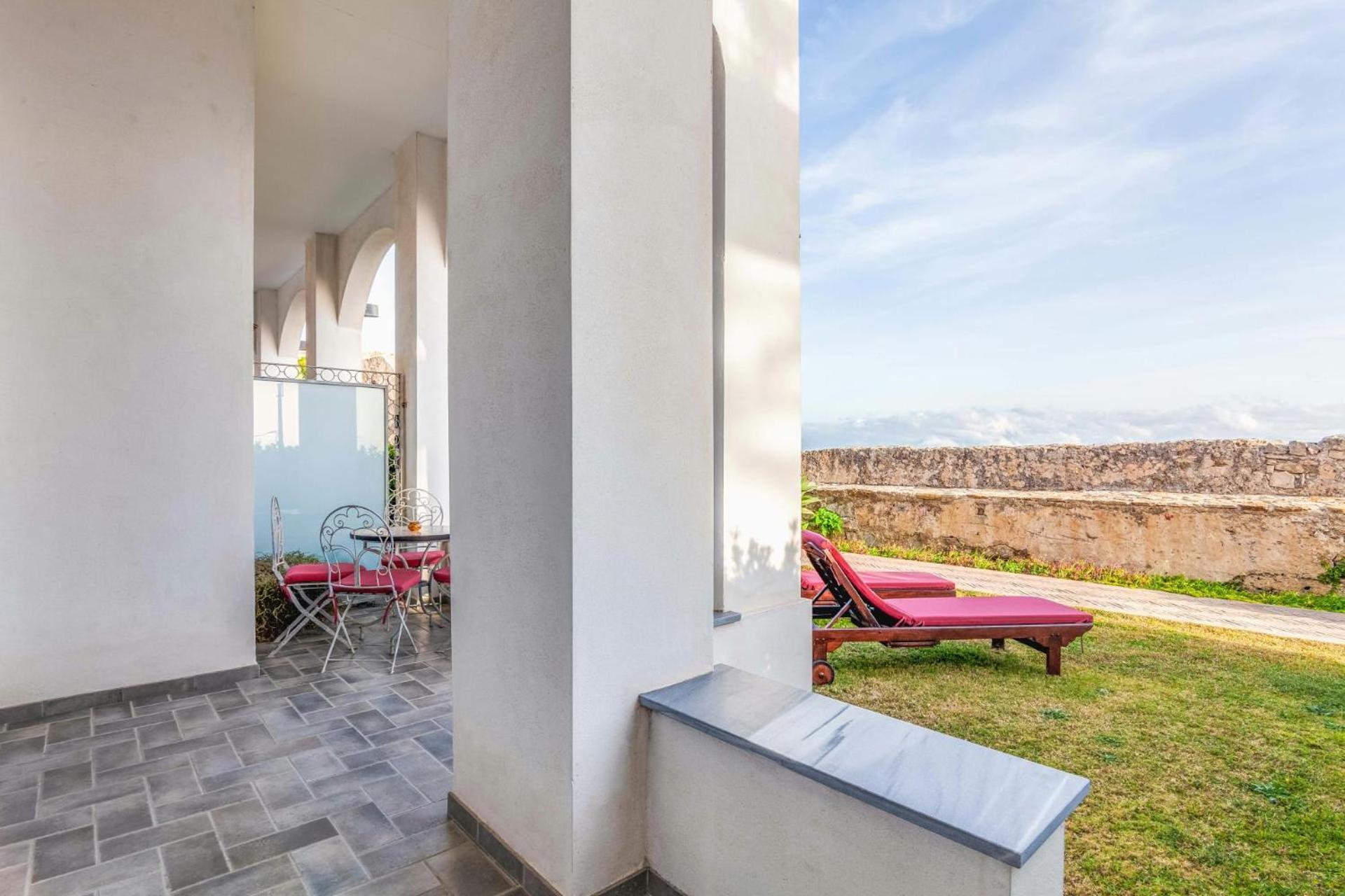 Apartamentos La Residencia Tarifa Exterior photo